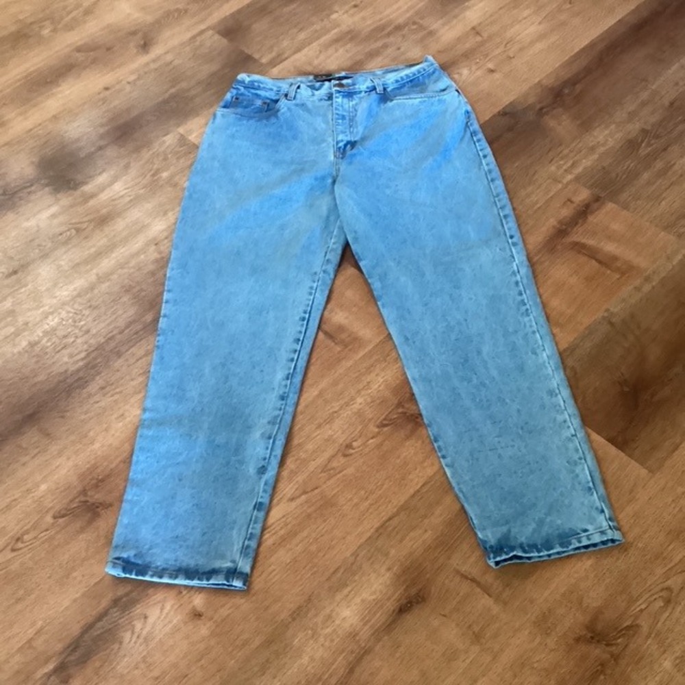 Bill Blass Jeans Womens Size‎ 14 Easy Fit Light Wash Denim Straight Leg Pants